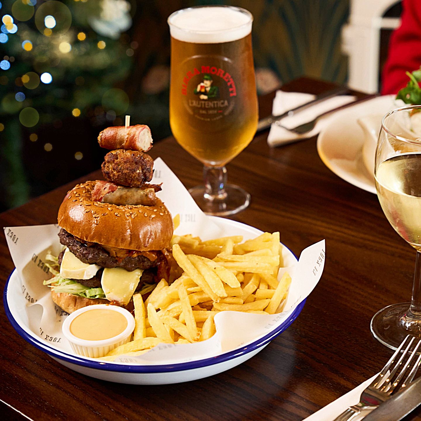 Festive Lunch & Dinner at The Unicorn in Warwick